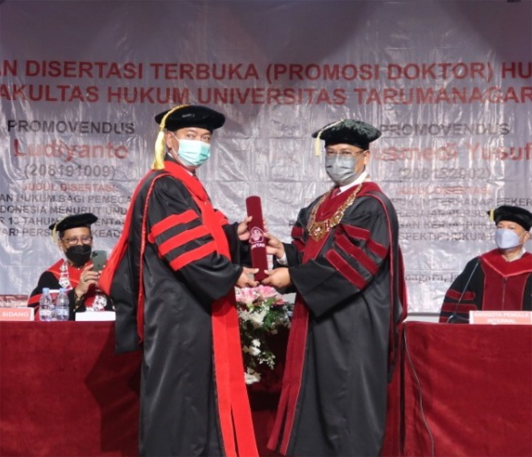 Doktor Ilmu Hukum-img-1
